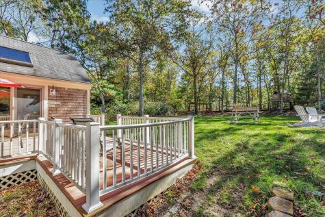 20 Windsor Way Mashpee MA 02649