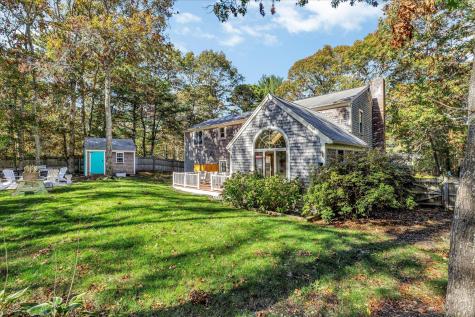 20 Windsor Way Mashpee MA 02649