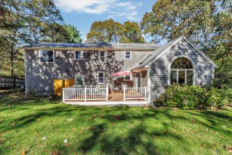 20 Windsor Way Mashpee MA 02649
