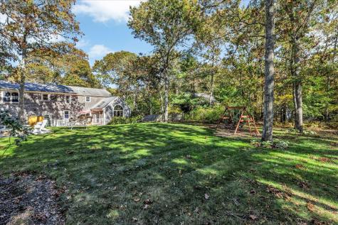 20 Windsor Way Mashpee MA 02649