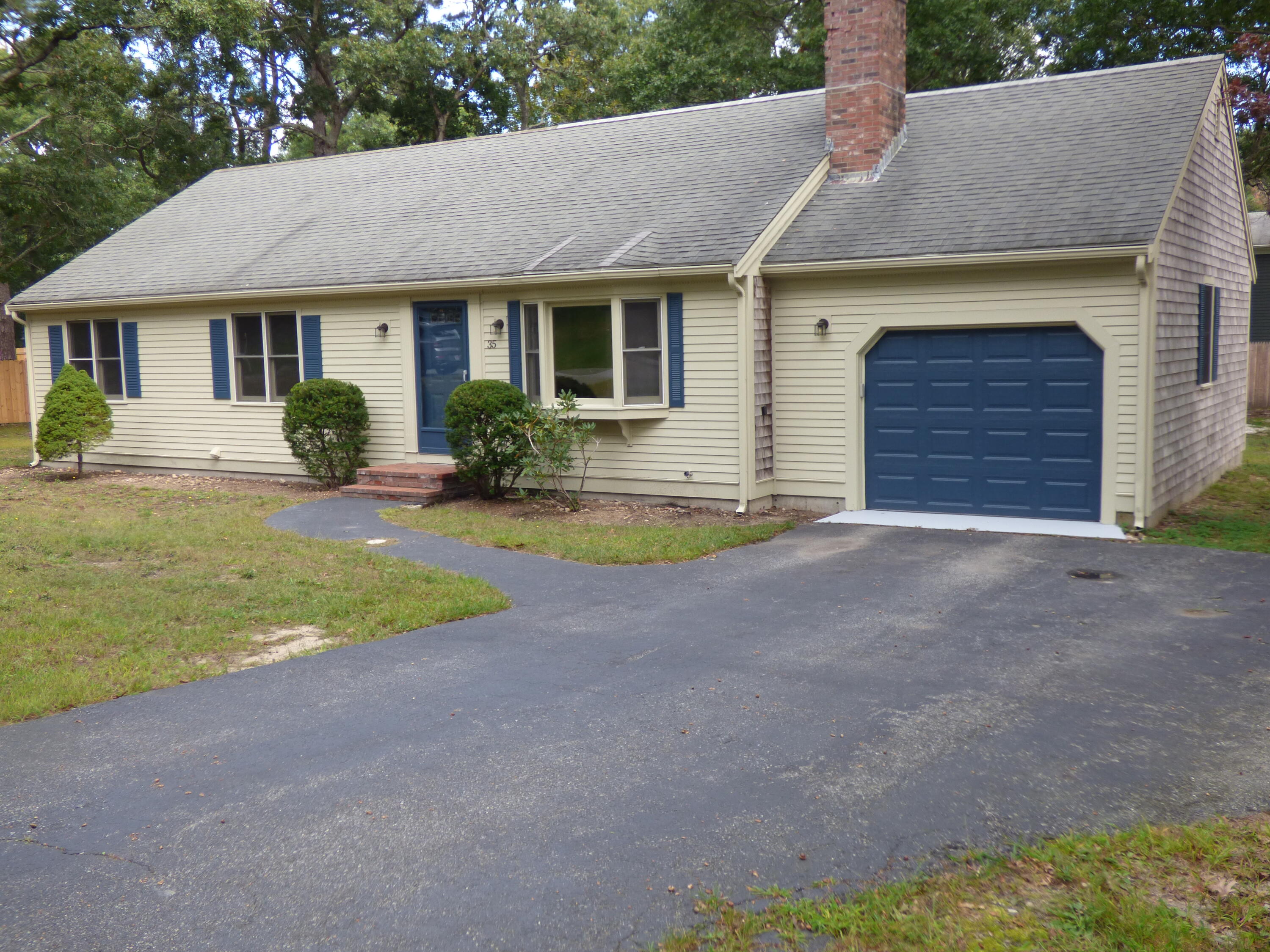 35 Pequot Road Mashpee MA 02649
