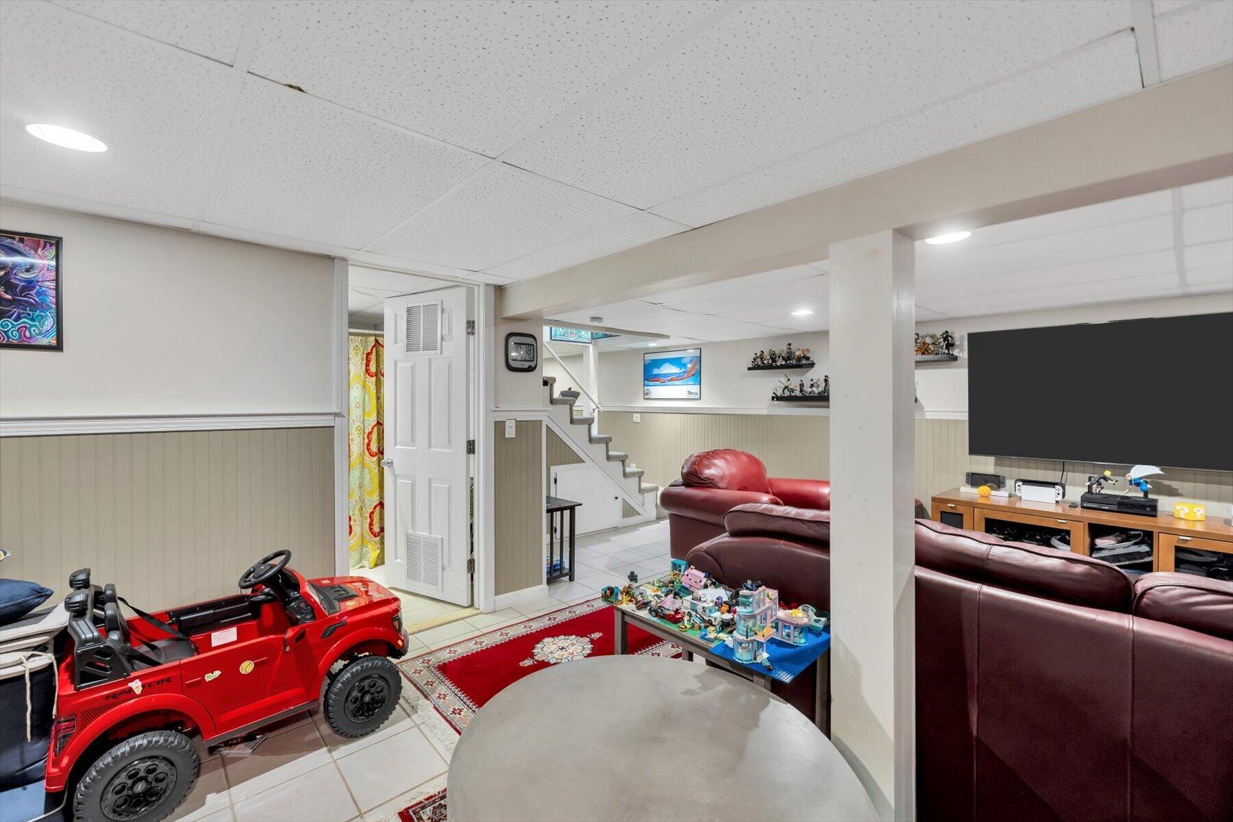 30 Patience Lane Cotuit MA 02635