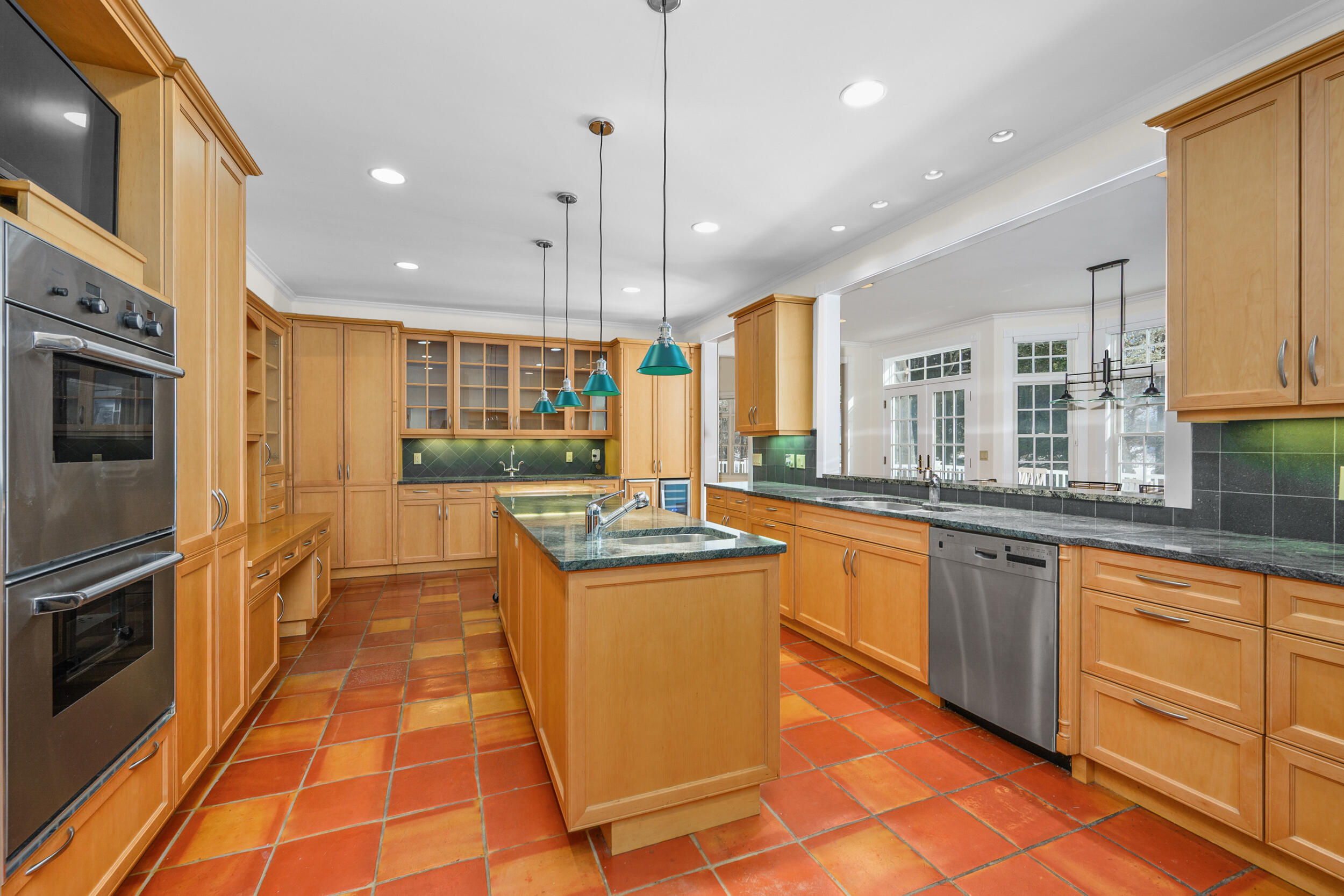 169 Tisquantum Road Chatham MA 02633