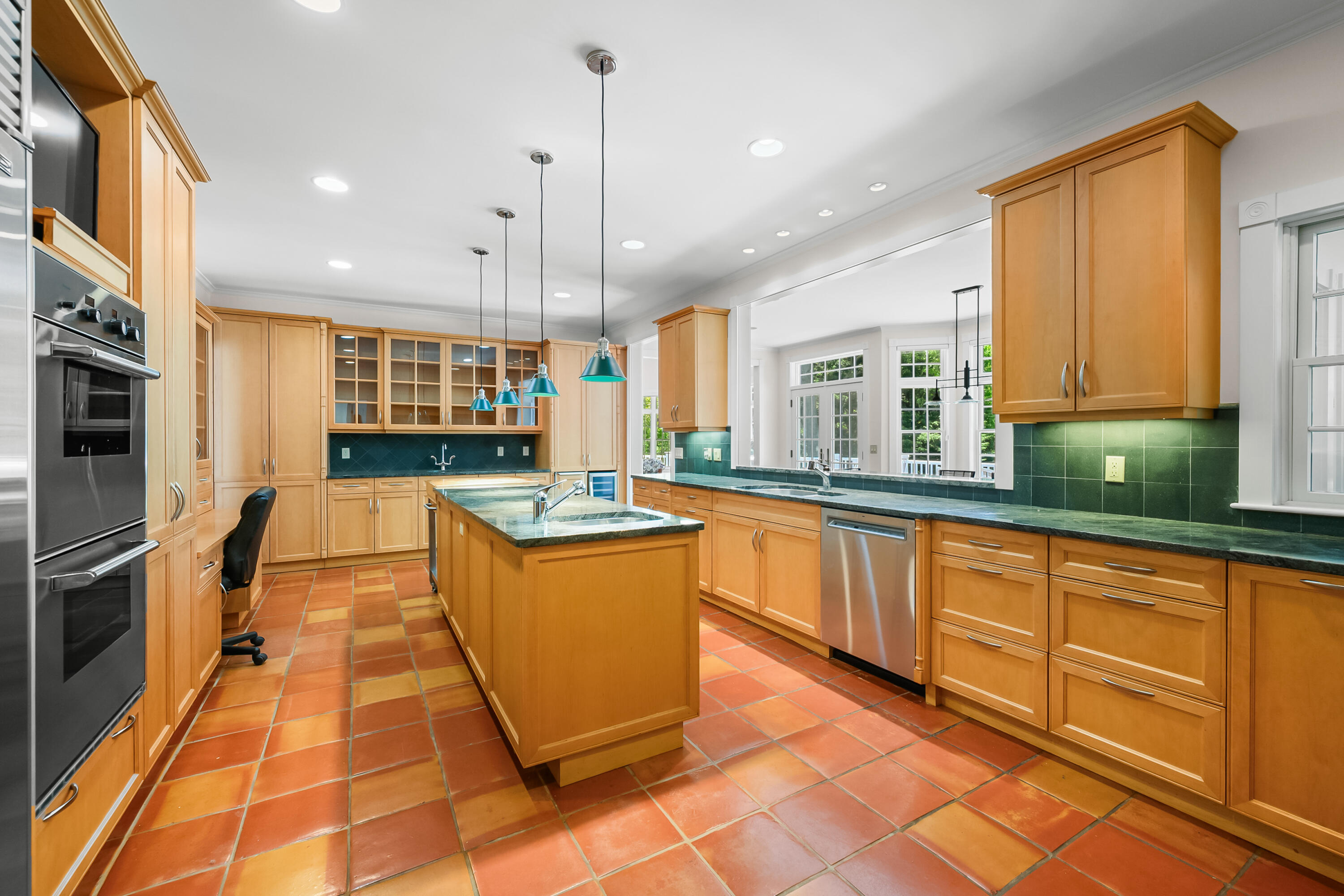 169 Tisquantum Road Chatham MA 02633