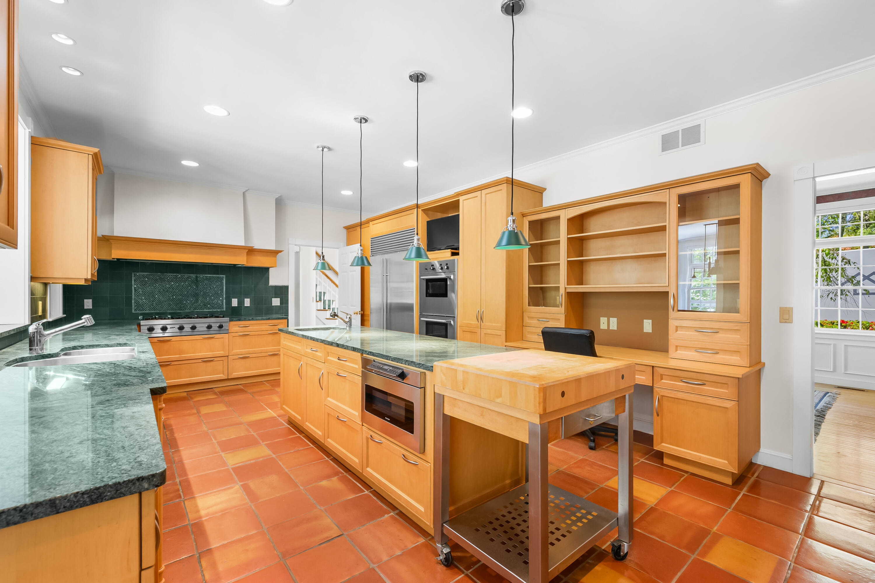 169 Tisquantum Road Chatham MA 02633