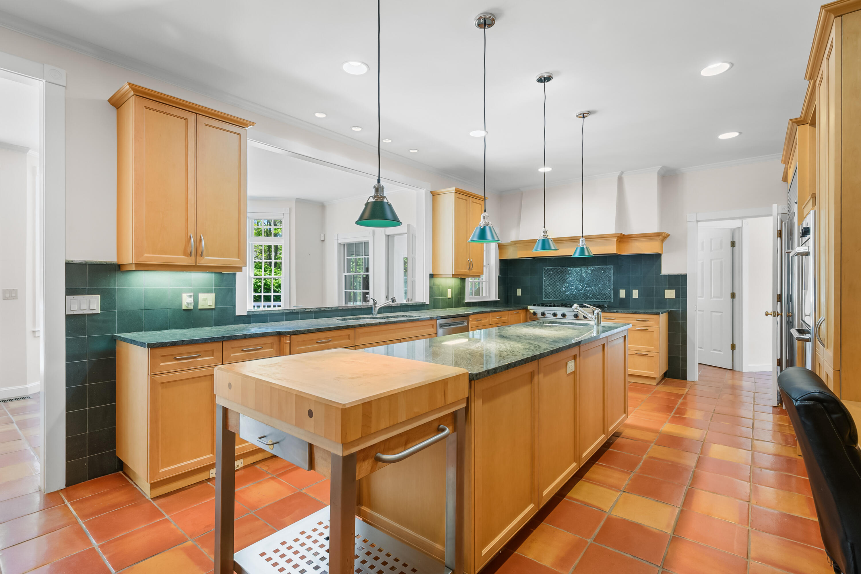 169 Tisquantum Road Chatham MA 02633