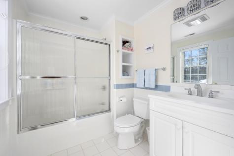 169 Tisquantum Road Chatham MA 02633