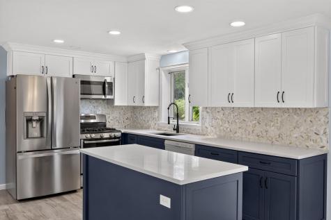 12 Cransbourne Circle Mashpee MA 02649