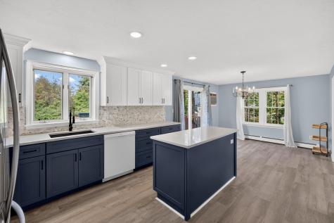 12 Cransbourne Circle Mashpee MA 02649