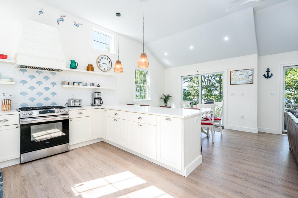 39 Lakewood Drive Barnstable MA 02632