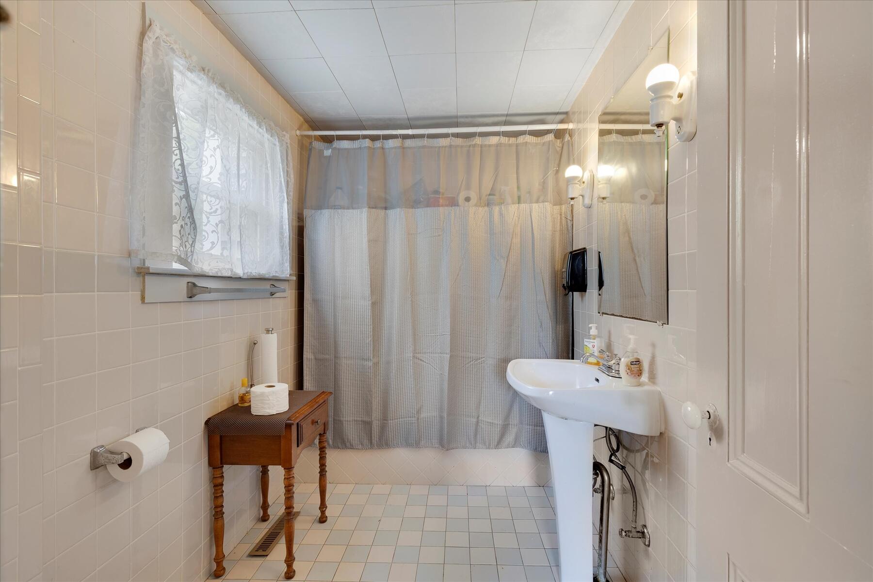 820 Ma-28 Harwich MA 02646