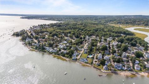12 Holmes Avenue Kingston MA 02364