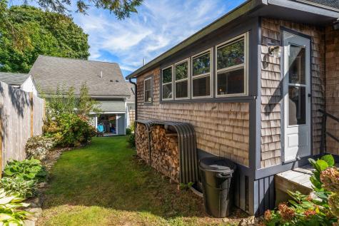 12 Holmes Avenue Kingston MA 02364
