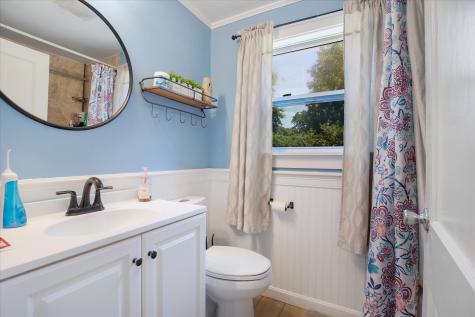 160 Lincoln Road MA 02601