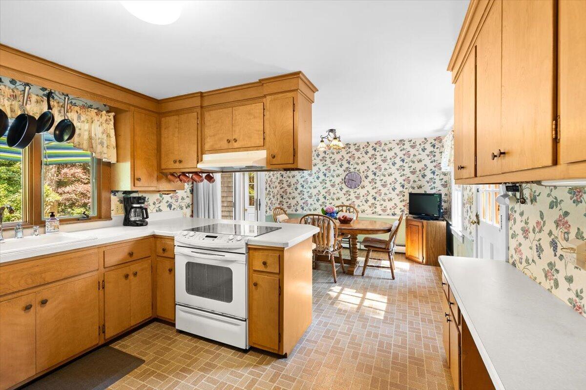 39 Coleridge Drive Falmouth MA 02540