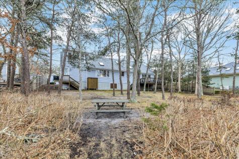 73 Ennsbrook Drive Falmouth MA 02536