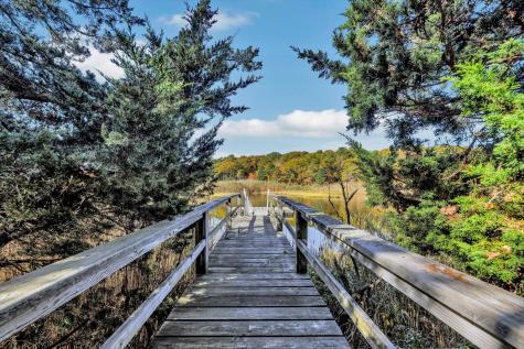 73 Ennsbrook Drive Falmouth MA 02536