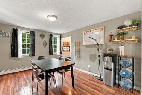 19 Louise Lane East Falmouth MA 02536
