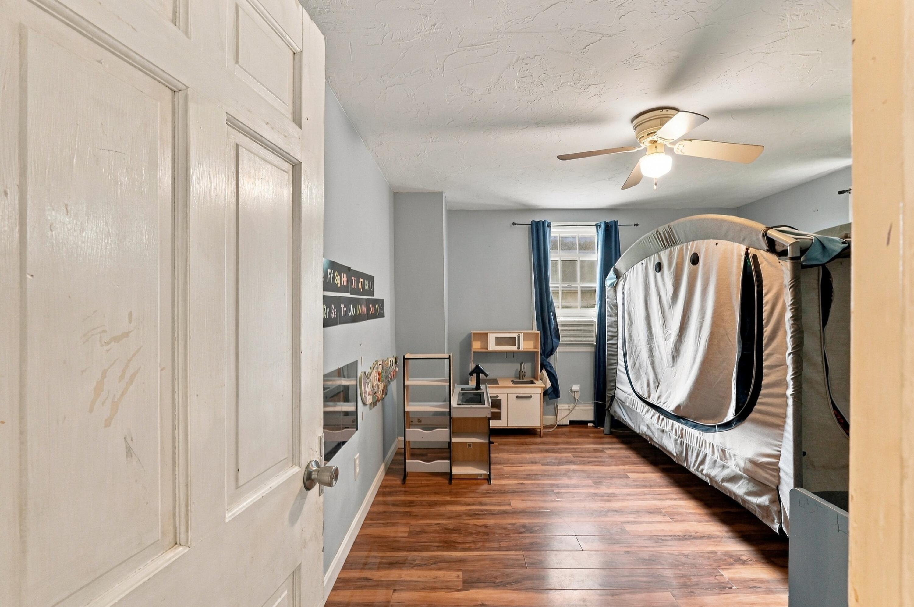 19 Louise Lane East Falmouth MA 02536