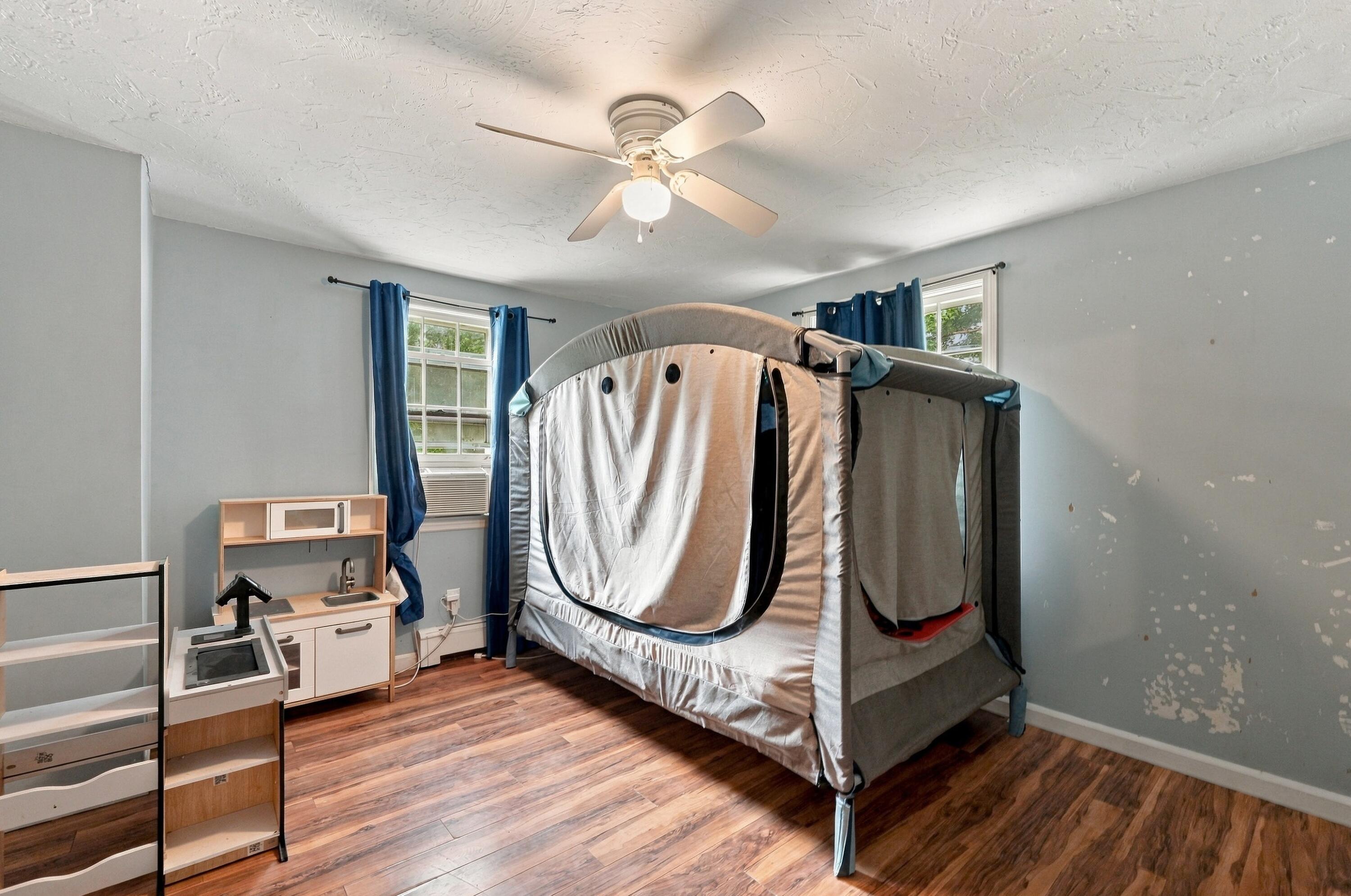 19 Louise Lane East Falmouth MA 02536