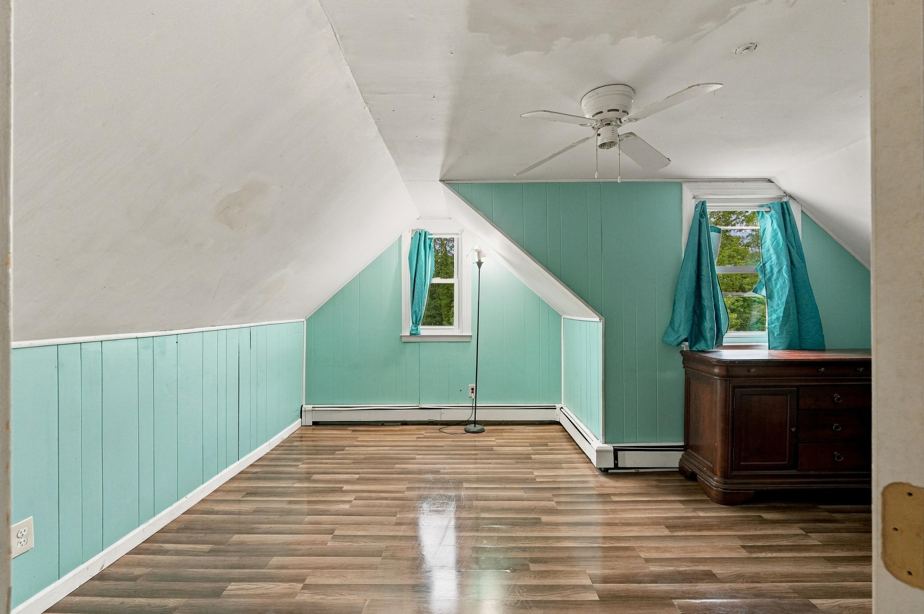 19 Louise Lane East Falmouth MA 02536