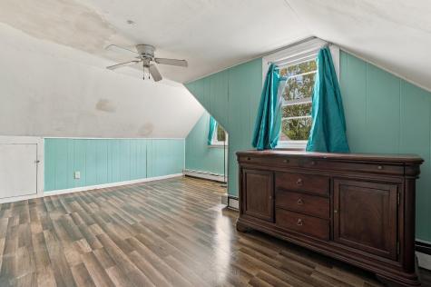 19 Louise Lane East Falmouth MA 02536