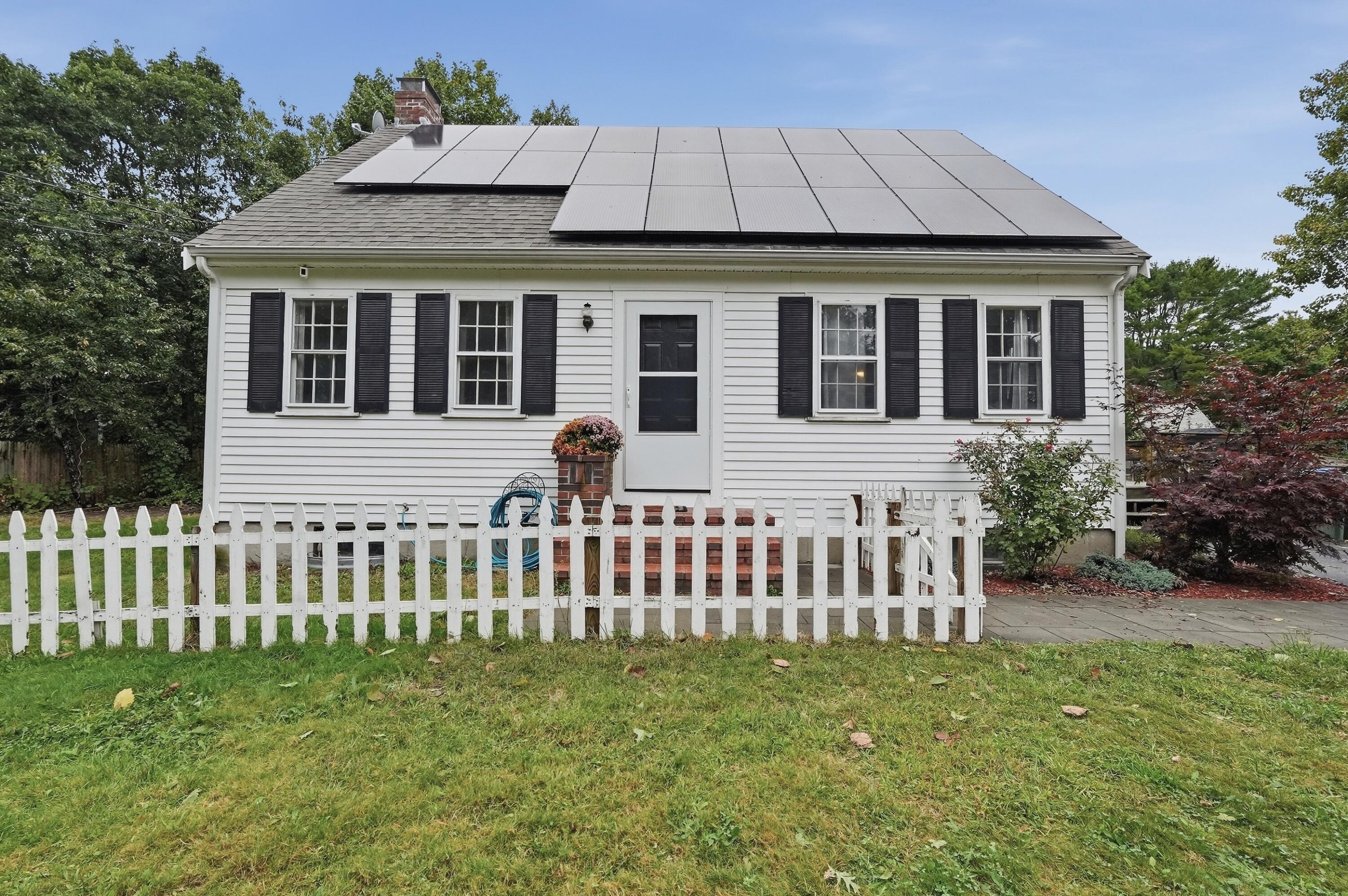 19 Louise Lane East Falmouth MA 02536
