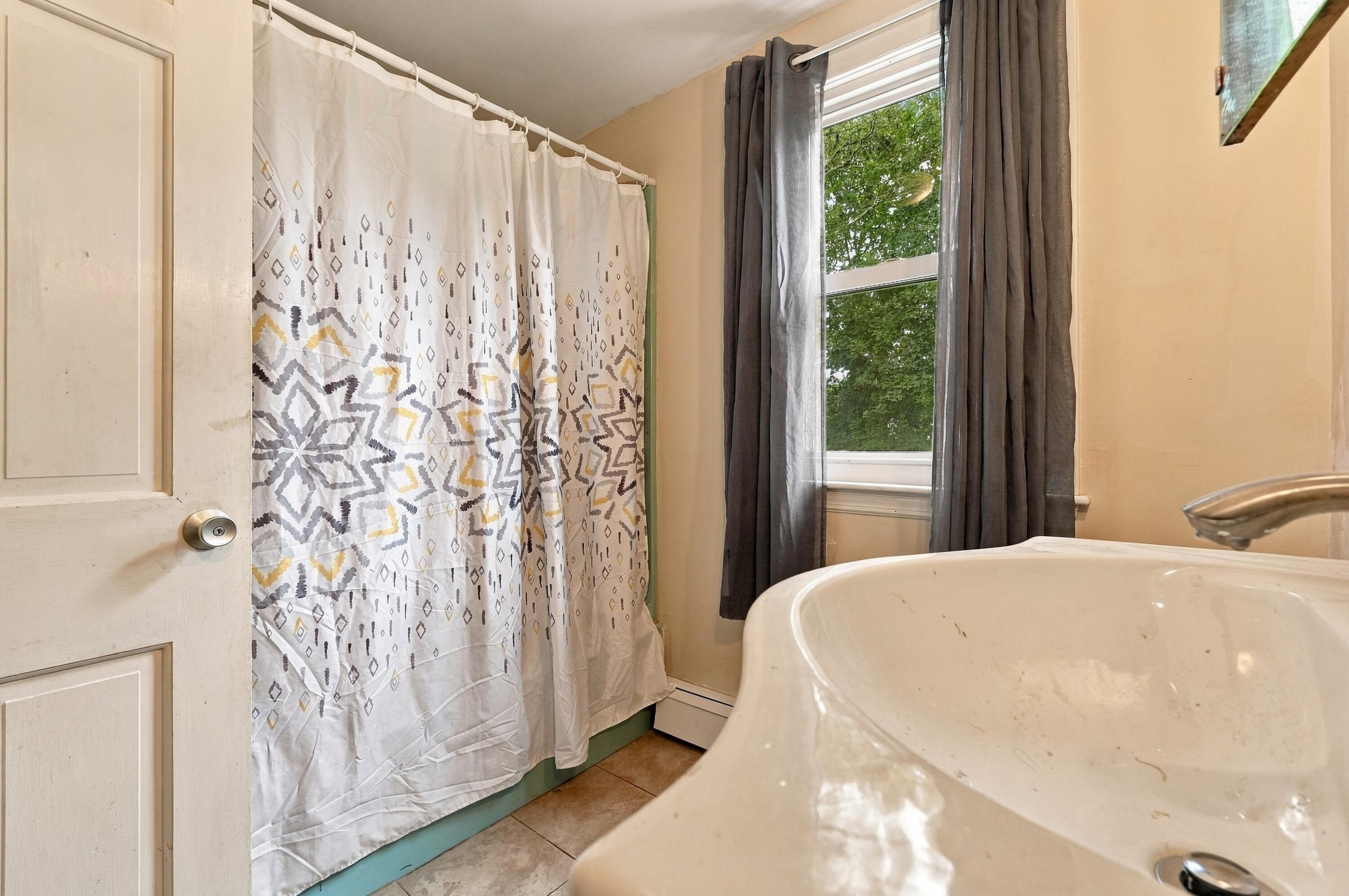 19 Louise Lane East Falmouth MA 02536