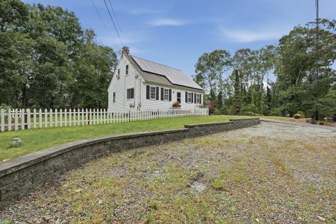 19 Louise Lane East Falmouth MA 02536