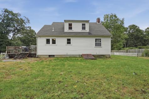 19 Louise Lane East Falmouth MA 02536