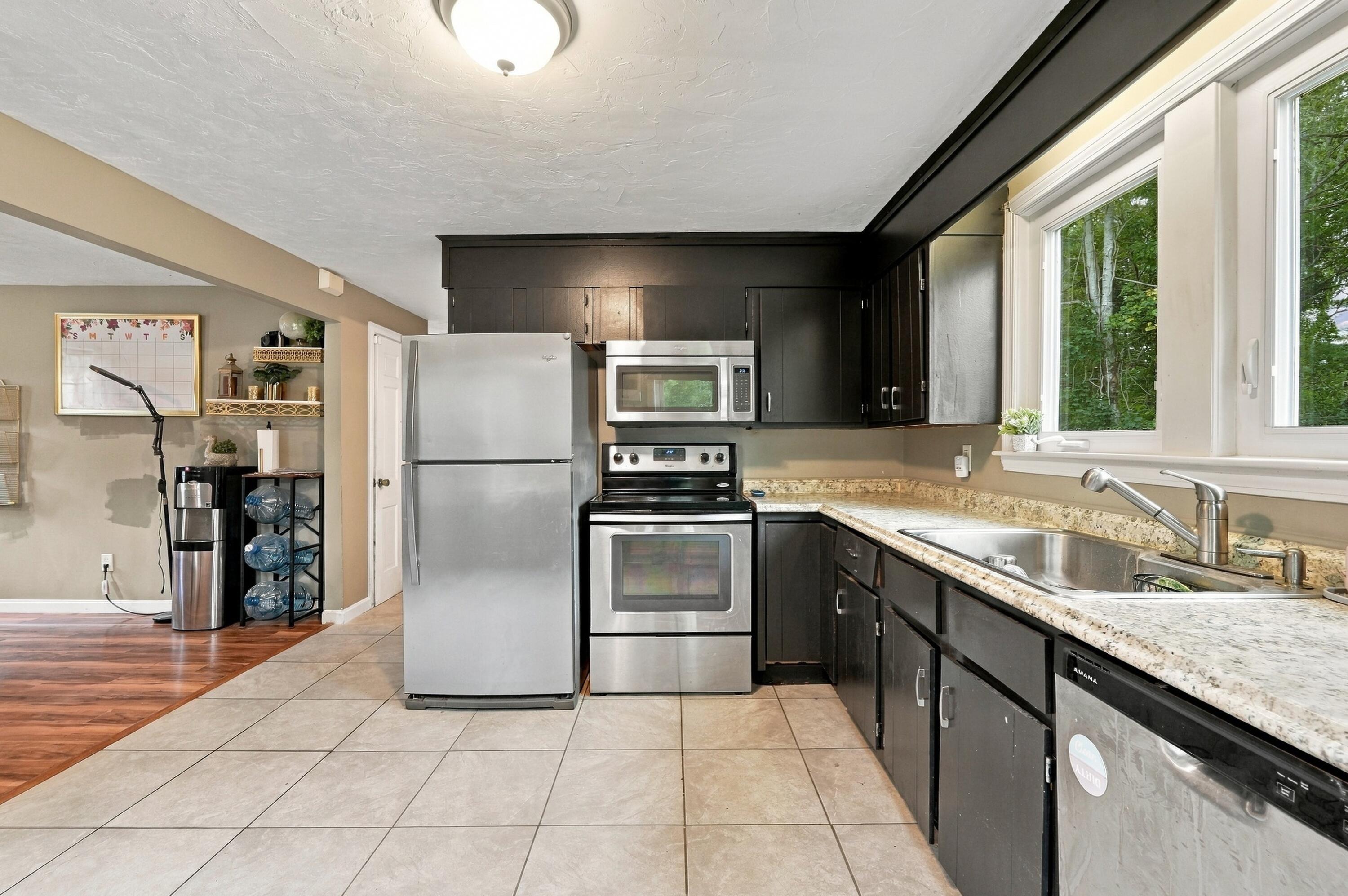 19 Louise Lane East Falmouth MA 02536