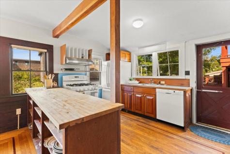 5 Park Road Falmouth MA 02543