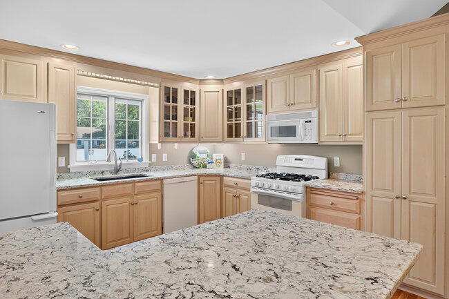 3 Stephen Hopkins Road Harwich MA 02645