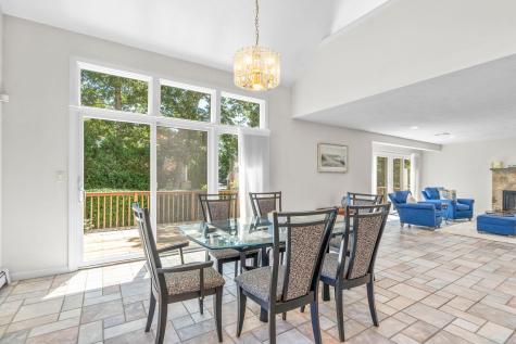 24 Bluff Avenue MA 02649