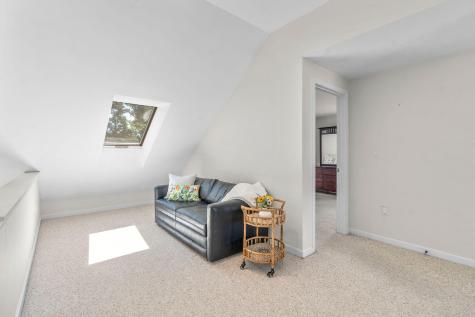 24 Bluff Avenue MA 02649