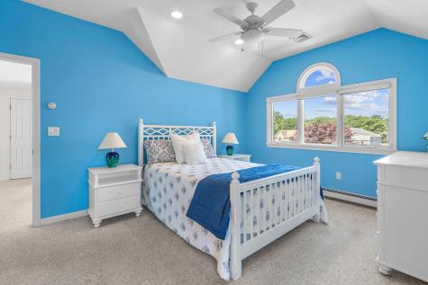 24 Bluff Avenue MA 02649