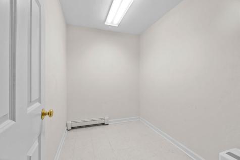 24 Bluff Avenue MA 02649