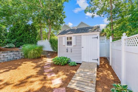 24 Bluff Avenue MA 02649