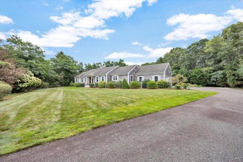 15 Red Cedar Circle East Falmouth MA 02536