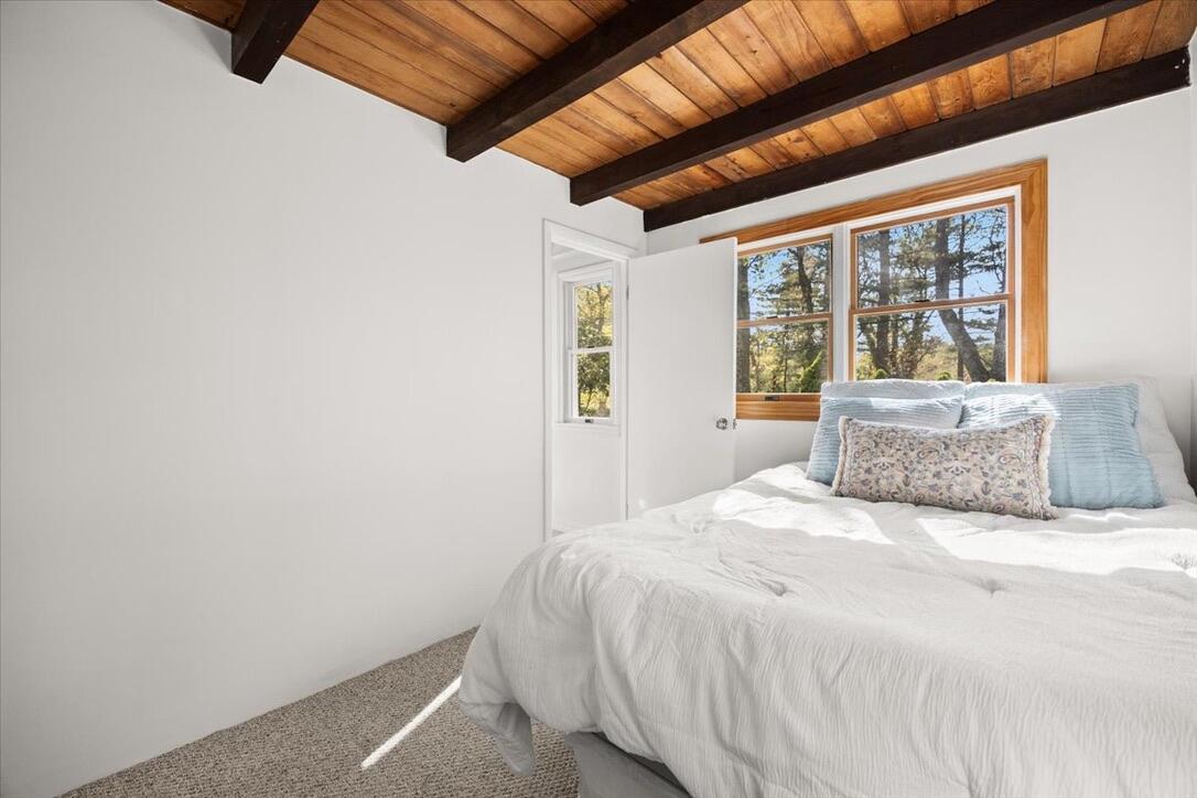 218 Lake Shore Drive Falmouth MA 02536