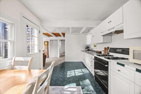 218 Lake Shore Drive Falmouth MA 02536