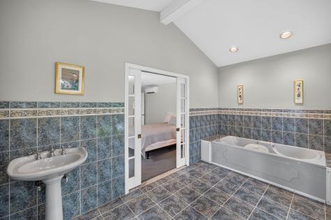 50 Shaker Lane East Falmouth MA 02536
