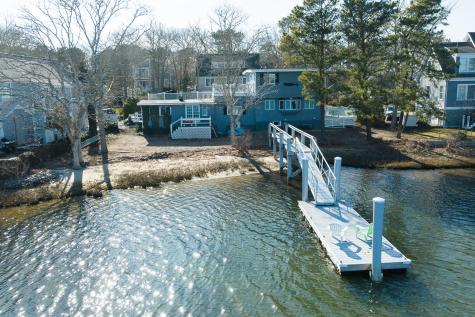 18 Great River Road Mashpee MA 02649