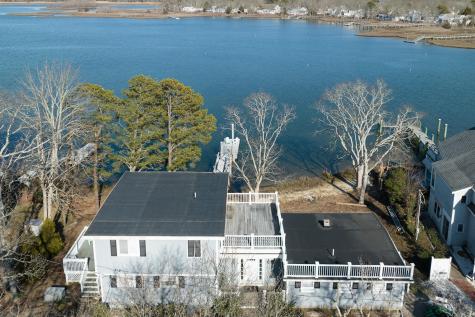 18 Great River Road Mashpee MA 02649