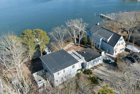 18 Great River Road Mashpee MA 02649