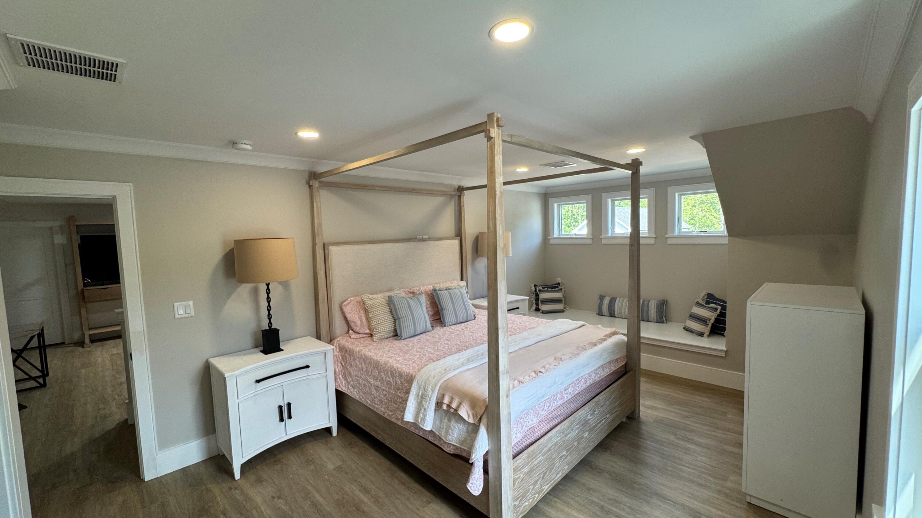 7 Josiah Path Falmouth MA 02540