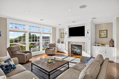 8 Schardt Way North Truro MA 02652