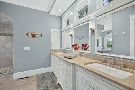 8 Schardt Way North Truro MA 02652