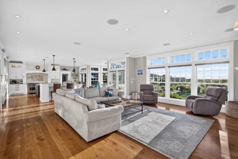 8 Schardt Way North Truro MA 02652
