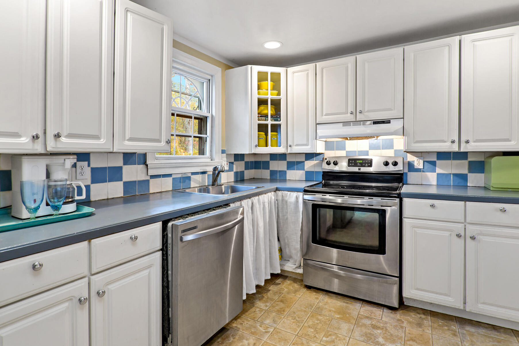 70 Meredith Drive Falmouth MA 02536